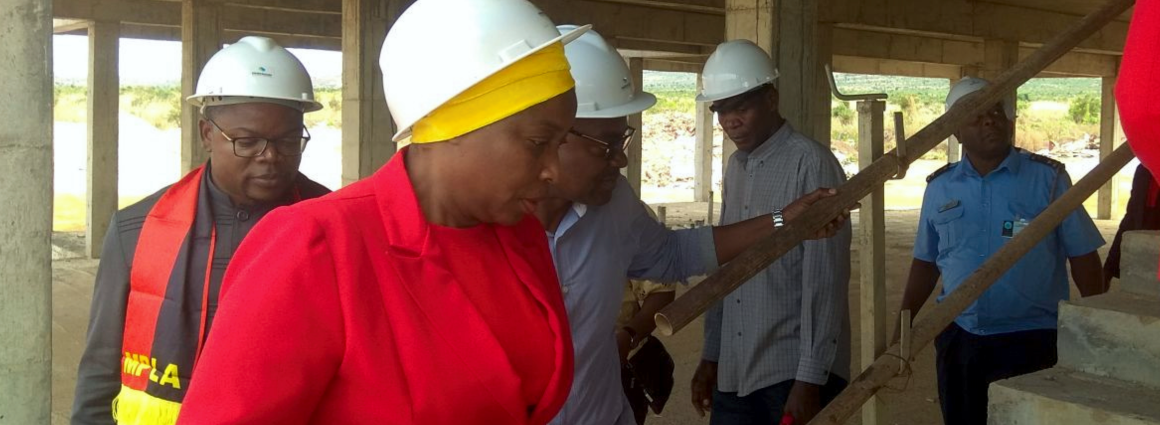 Deputada MPLA visita Centralidade Carreira de Tiro